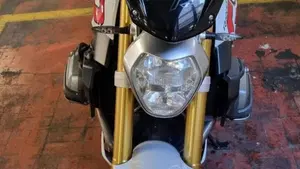 Bmw R 1200 R (2015 - 16)  (2)