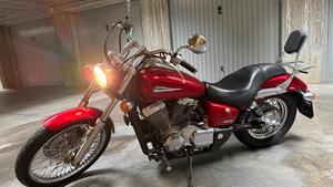 Honda Shadow 750 (2004) 