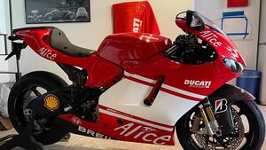 Ducati Desmosedici RR 
