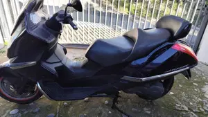 Aprilia Atlantic 500 (2001 - 02)  (9)
