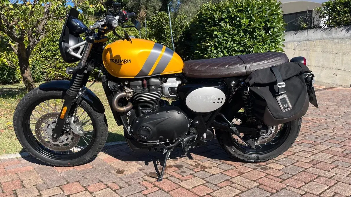 Triumph Scrambler 900 (2023 - 25)  (2)