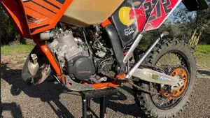 KTM 125 EXC Six Days (2011)  (5)