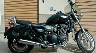 Triumph Legend TT 900 (1998 - 02) usata