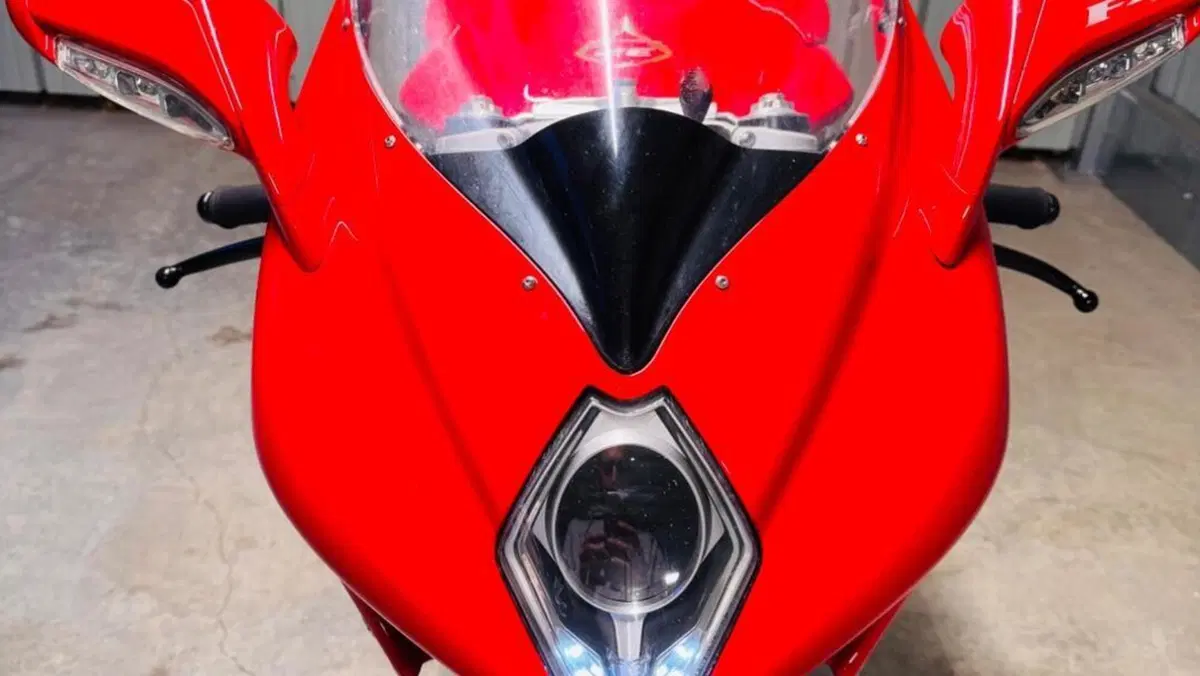 MV Agusta F4 1000 (2010 - 15)  (12)