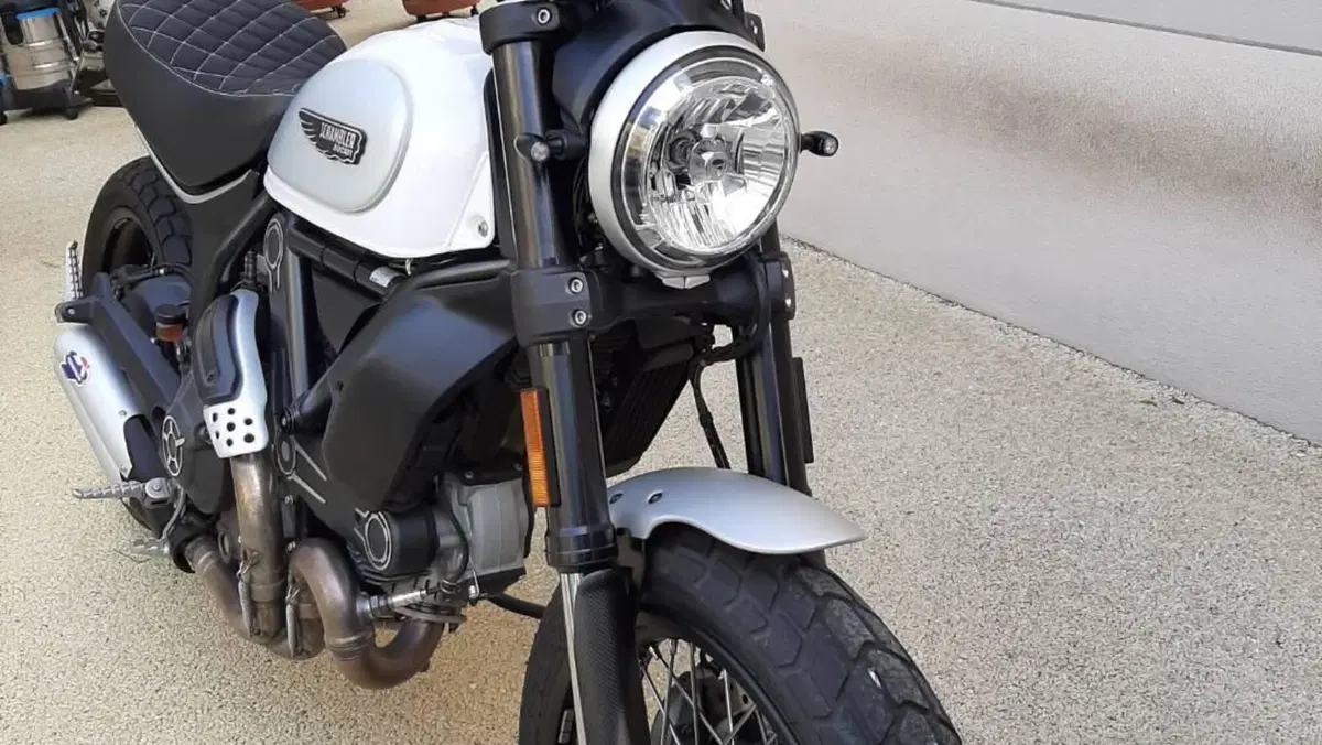 Ducati Scrambler 800 Classic (2017 - 18)  (3)