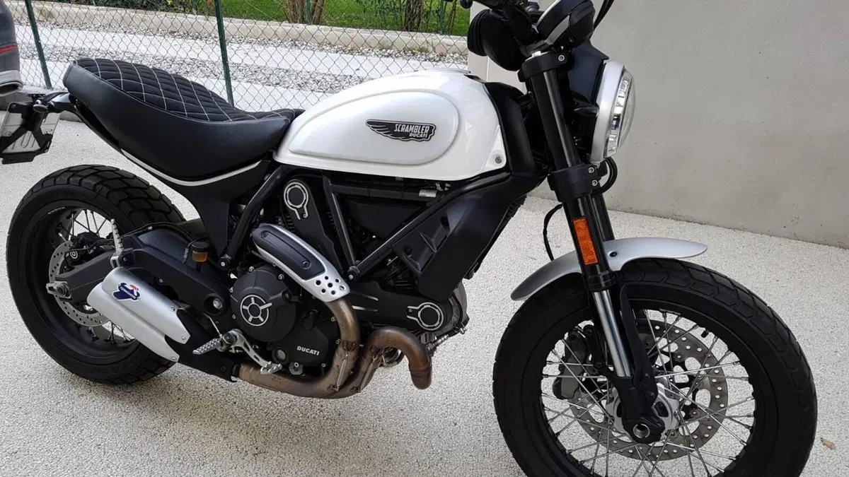 Ducati Scrambler 800 Classic (2017 - 18)  (17)