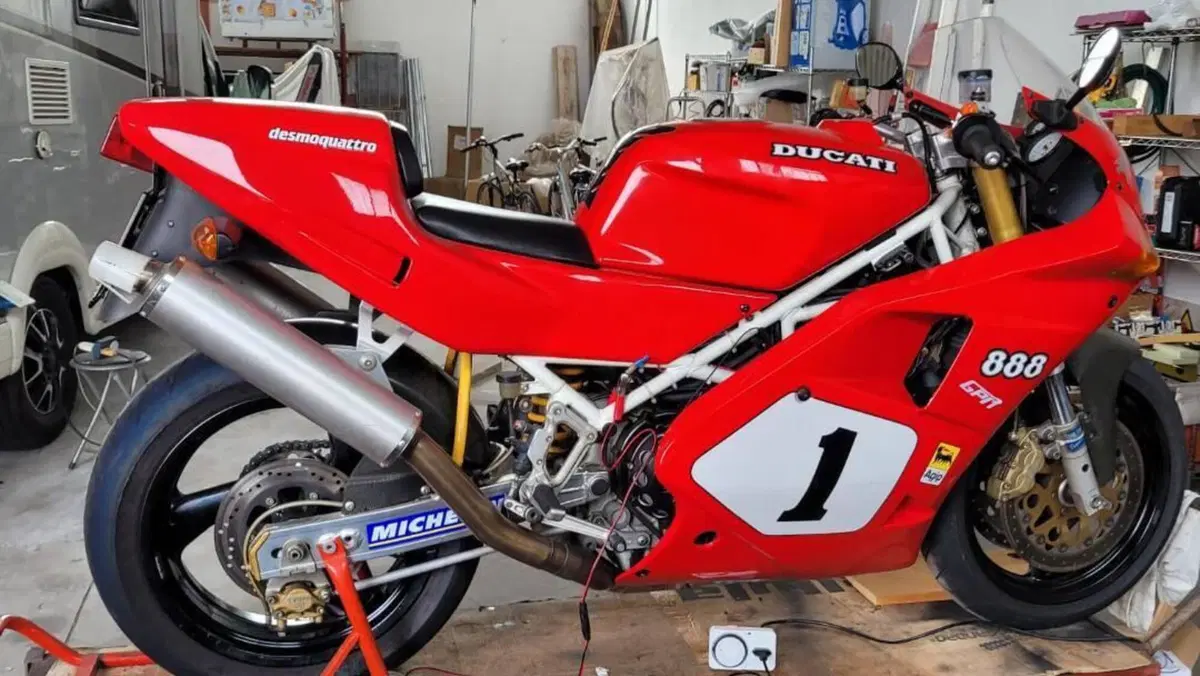 Ducati   (2)