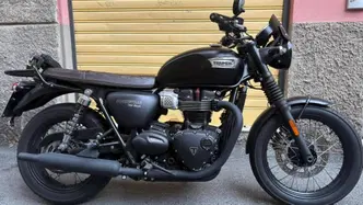 Triumph Bonneville T100 Black (2017 - 20) usata