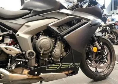 Triumph Daytona 660 (2024 - 26) - Annuncio 9917342