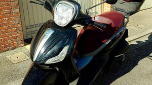 Piaggio Beverly 350 SportTouring ie (2011 - 15) 
