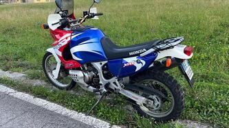 Honda XRV750 Africa twin epoca