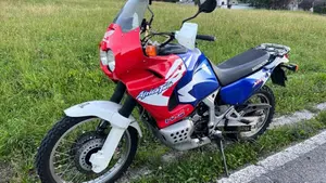 Honda   (2)