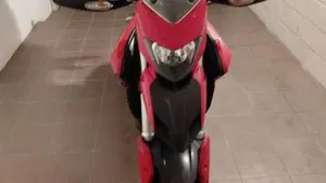 Ducati Hyperstrada 821 (2013 - 15)  (2)