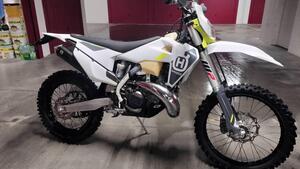 Husqvarna TE 250i (2022) 