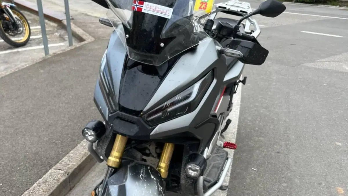 Honda X-ADV 750 DCT Travel (2021 - 24)  (2)