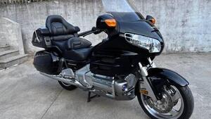 Honda GL 1800 Gold Wing (2000 - 05) 