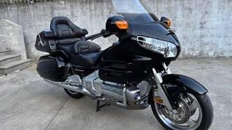 Honda GL 1800 Gold Wing (2000 - 05) usata
