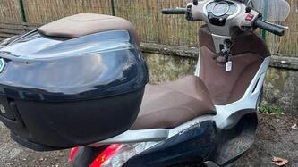 Piaggio Beverly 300 i.e. ABS-ASR (2016 - 20) usata