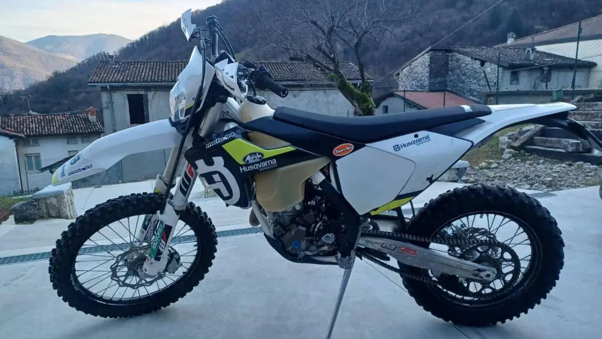 Husqvarna FE 250 (2017)  (2)