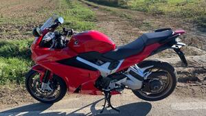 Honda VFR 800 F (2014 - 16) 