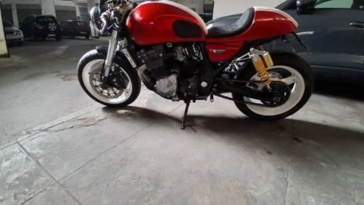 Suzuki GSX 1200 