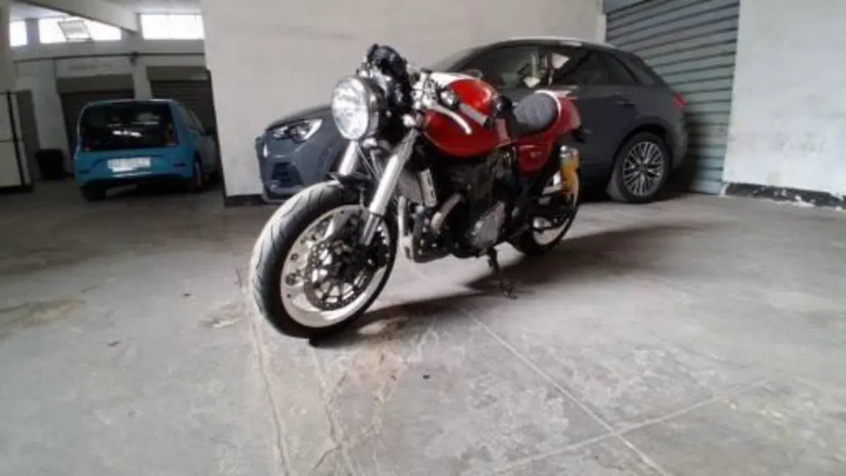 Suzuki GSX 1200  (2)