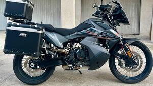 KTM 890 Adventure (2022) 