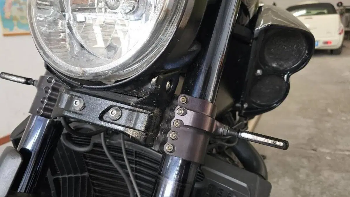 Yamaha VMAX (2008 - 17)  (7)