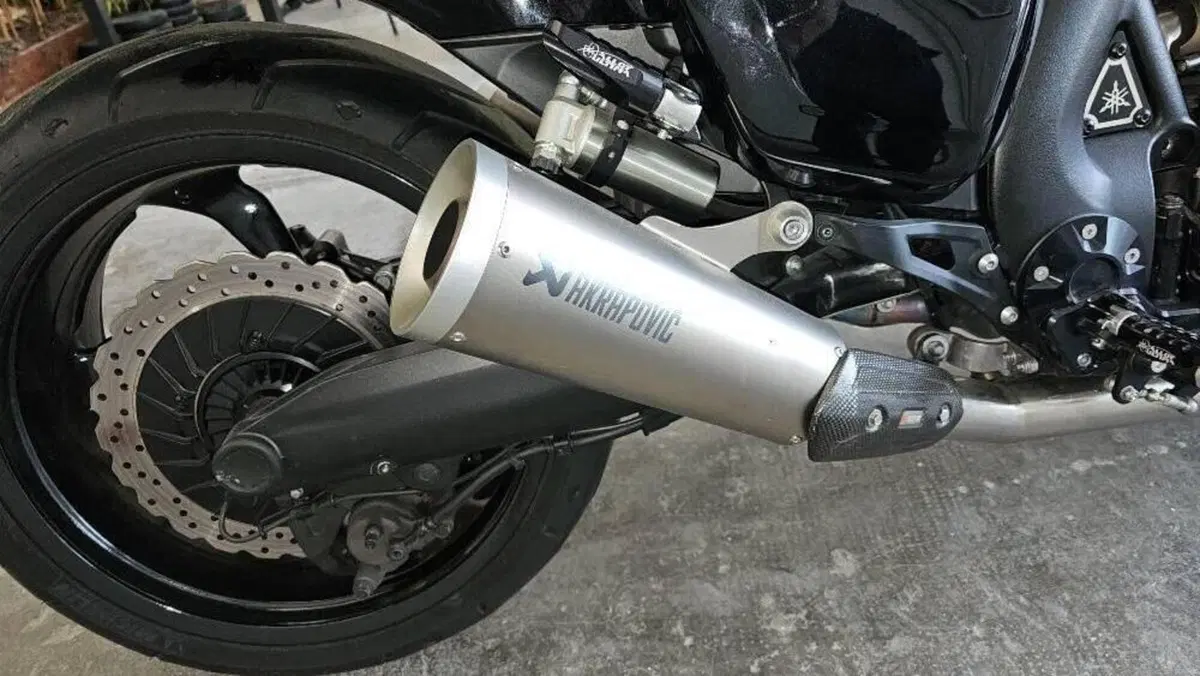 Yamaha VMAX (2008 - 17)  (10)