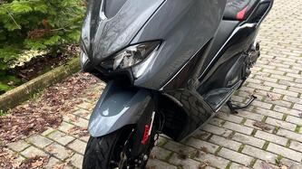 Yamaha T-Max 560 Tech Max (2021) usata