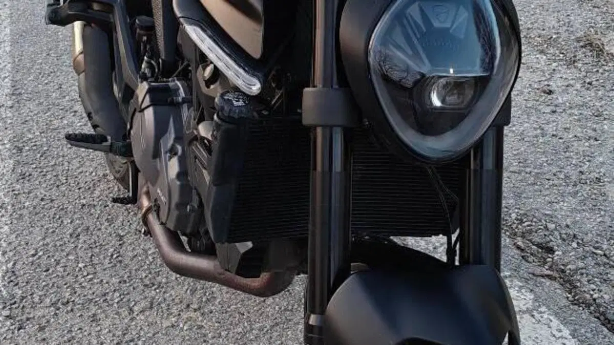 Ducati Monster 937 (2021 - 25)  (8)