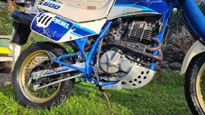 Suzuki   (7)