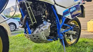 Suzuki   (8)