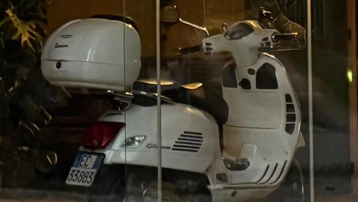 Vespa GTS 300 Super ABS (2014 - 16)  (2)