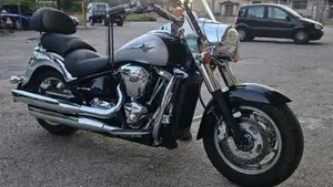 Kawasaki VN 2000  (2)