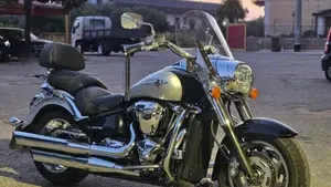 Kawasaki VN 2000  (5)