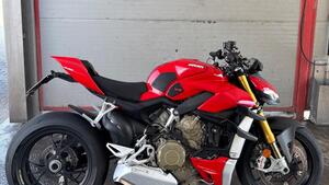 Ducati Streetfighter V4 1100 S (2020) 