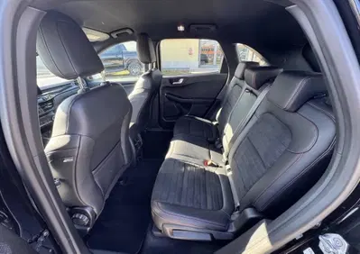 Ford Kuga 1.5 EcoBoost 150 CV 2WD ST-Line X (11)