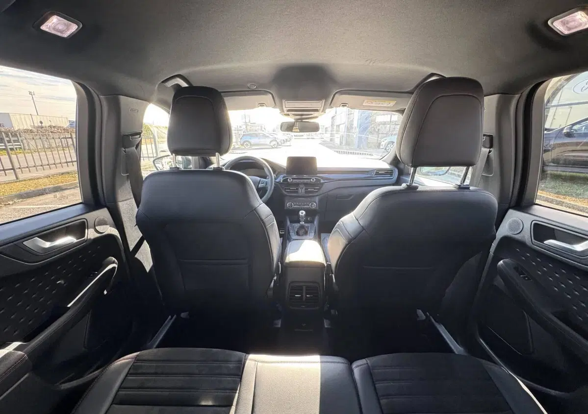 Ford Kuga 1.5 EcoBoost 150 CV 2WD ST-Line X (13)