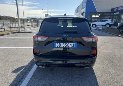 Ford Kuga 1.5 EcoBoost 150 CV 2WD ST-Line X (5)