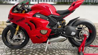 Ducati Panigale V4 S (2022 - 24) usata