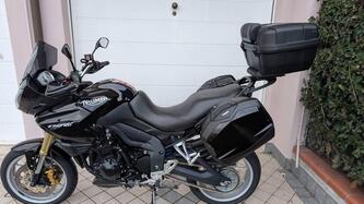 Triumph Tiger 1050 SE ABS (2006 - 13) usata