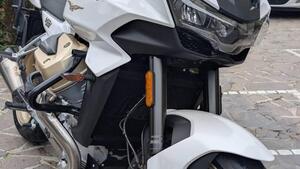 Moto Guzzi V100 Mandello (2022 - 24) 