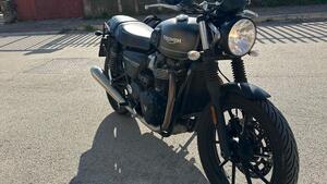 Triumph Street Twin 900 (2021 - 22) 