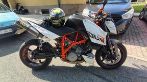 KTM 990 Super Duke R (2009 - 11) 