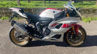 Yamaha YZF R7 World GP 60th Anniversary (2022 - 23) usata