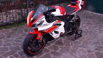 Yamaha YZF R6 (2008 - 09) usata