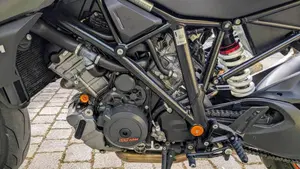 KTM 1290 Super Duke R ABS (2017 - 18)  (3)