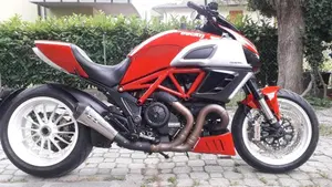 Ducati Diavel 1200 (2014 - 16)  (3)