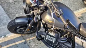 Moto Guzzi V9 Bobber Special Edition (2023 - 25)  (7)